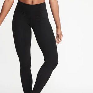 NWOT- Old Navy Active Leggings